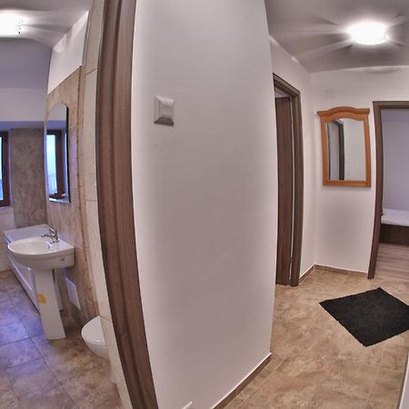 Dream Residence Romantic Bukares Bagian luar foto