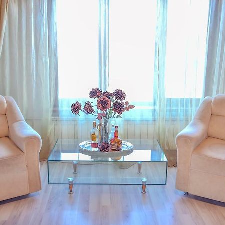 Dream Residence Romantic Bukares Bagian luar foto