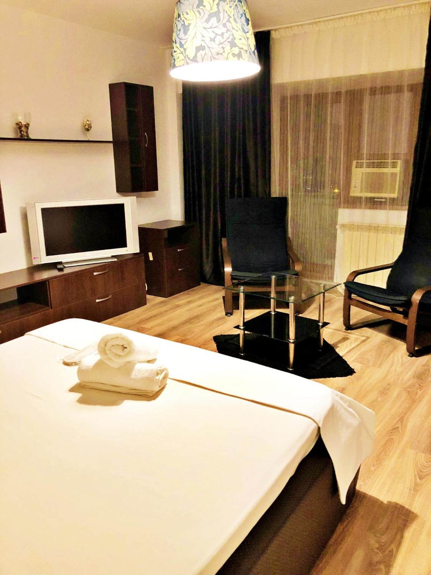 Dream Residence Romantic Bukares Bagian luar foto