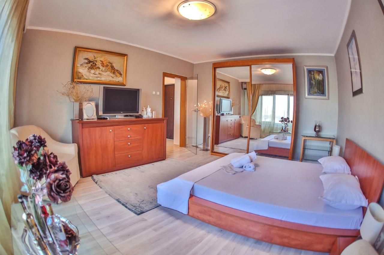 Dream Residence Romantic Bukares Bagian luar foto