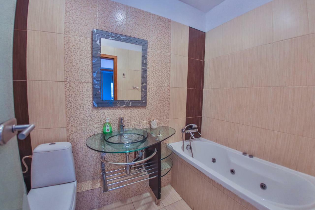 Dream Residence Romantic Bukares Bagian luar foto