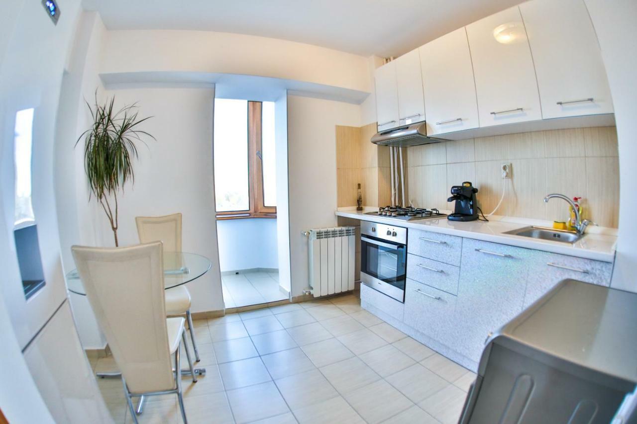 Dream Residence Romantic Bukares Bagian luar foto